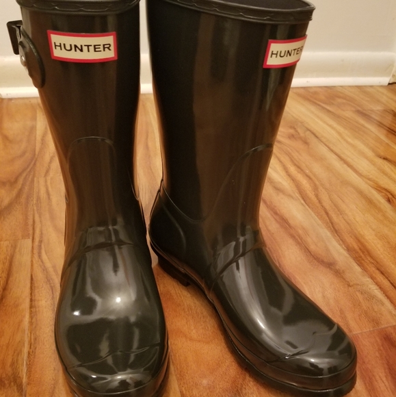 short grey rain boots